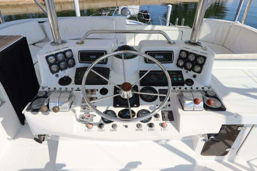 48ft Spectrum Yacht For Sale
