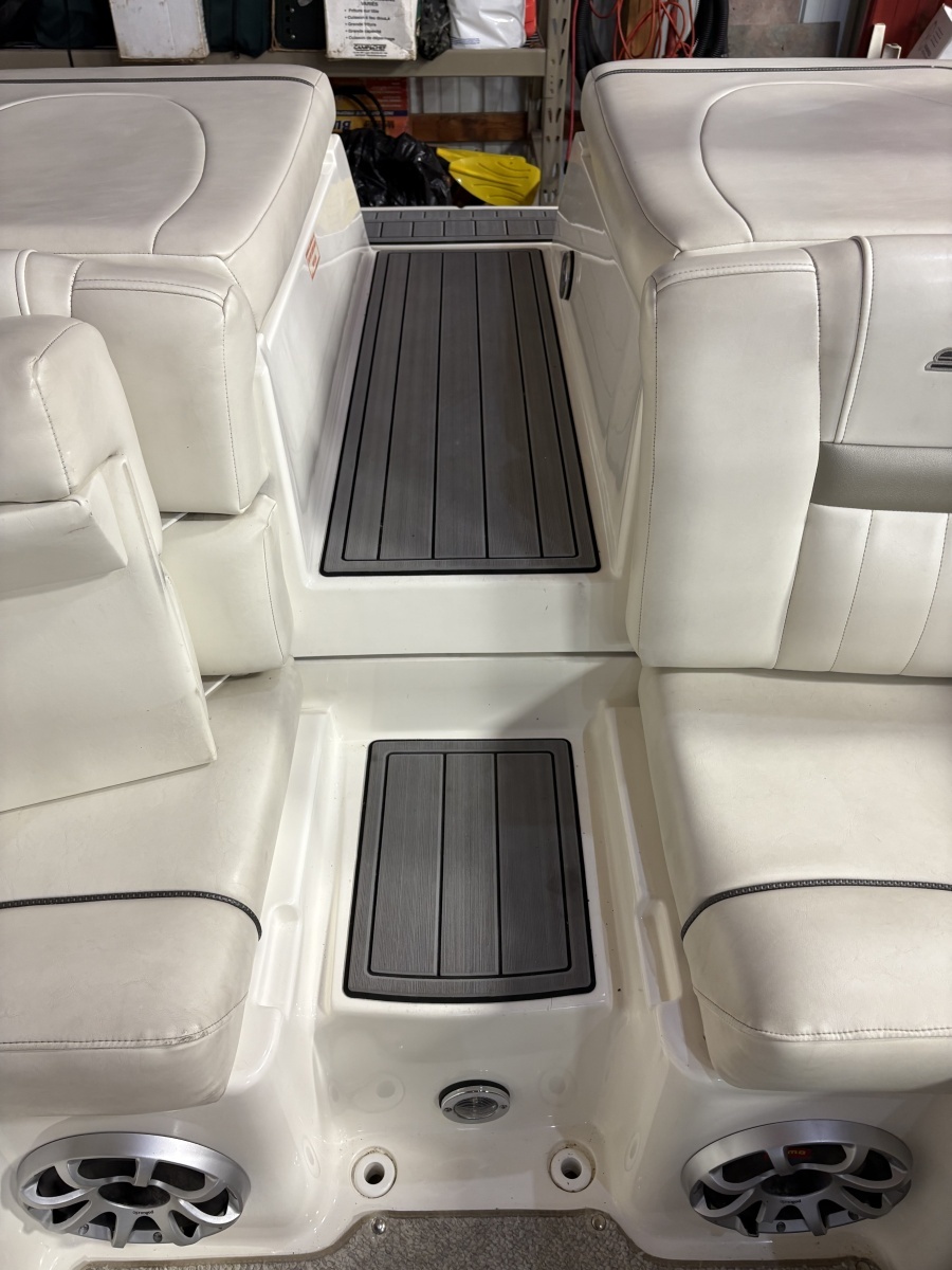 27ft Sea Ray Yacht For Sale