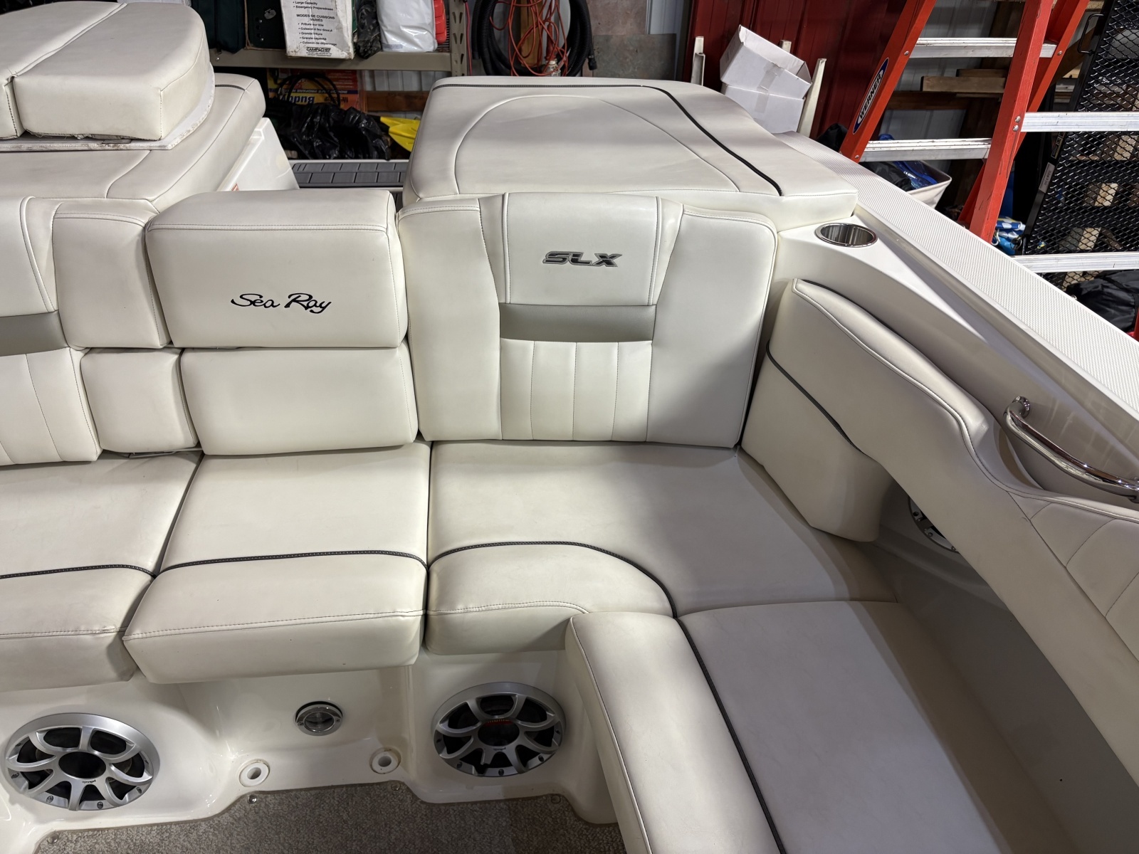 27ft Sea Ray Yacht For Sale