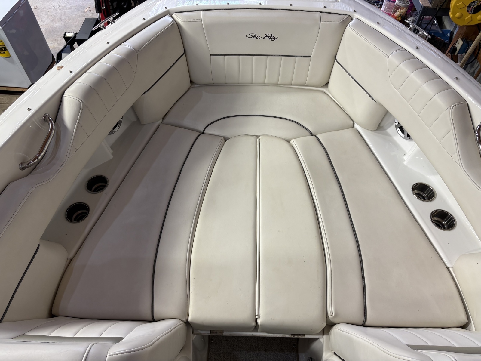 27ft Sea Ray Yacht For Sale