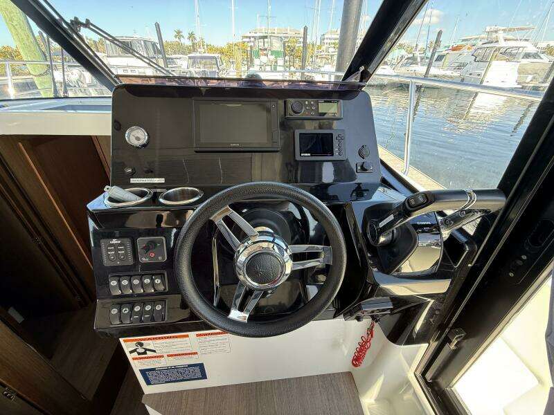 34ft Jeanneau Yacht For Sale