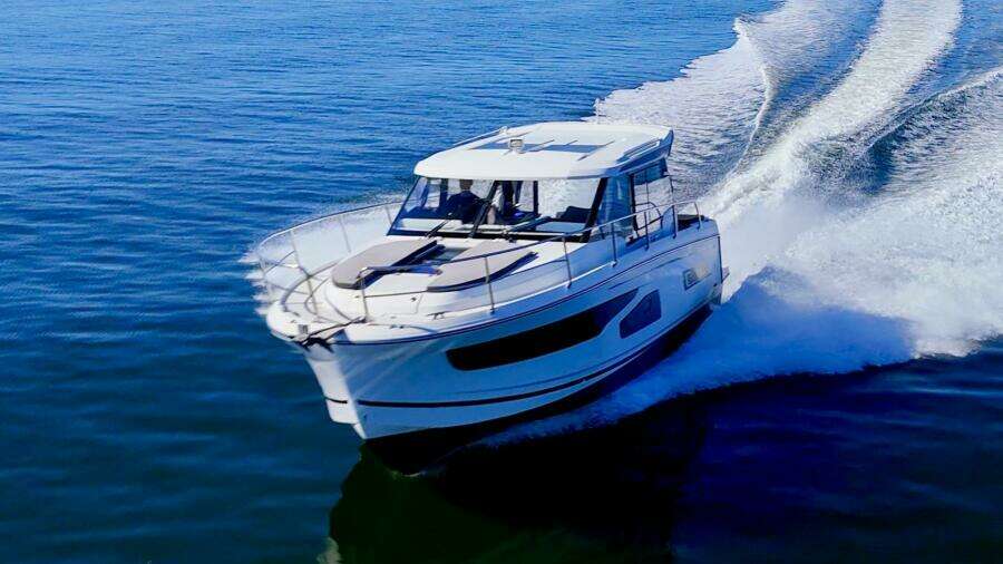 34ft Jeanneau Yacht For Sale