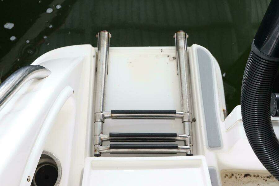 38ft Intermarine Yacht For Sale