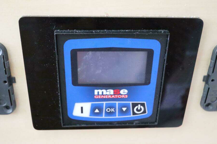 38ft Intermarine Yacht For Sale