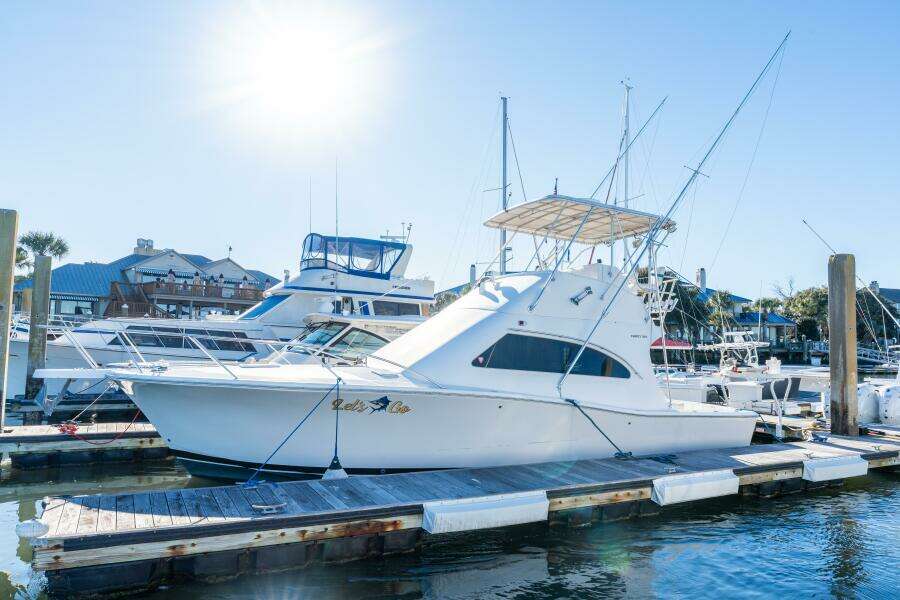 2004 Luhrs 36 Convertible