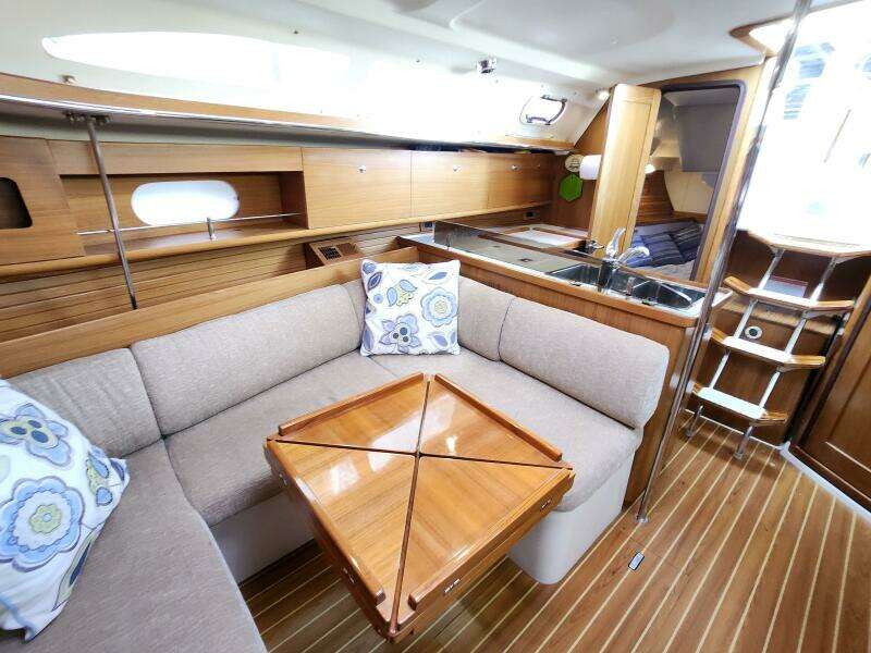 Island Time II 35ft Catalina Yacht For Sale