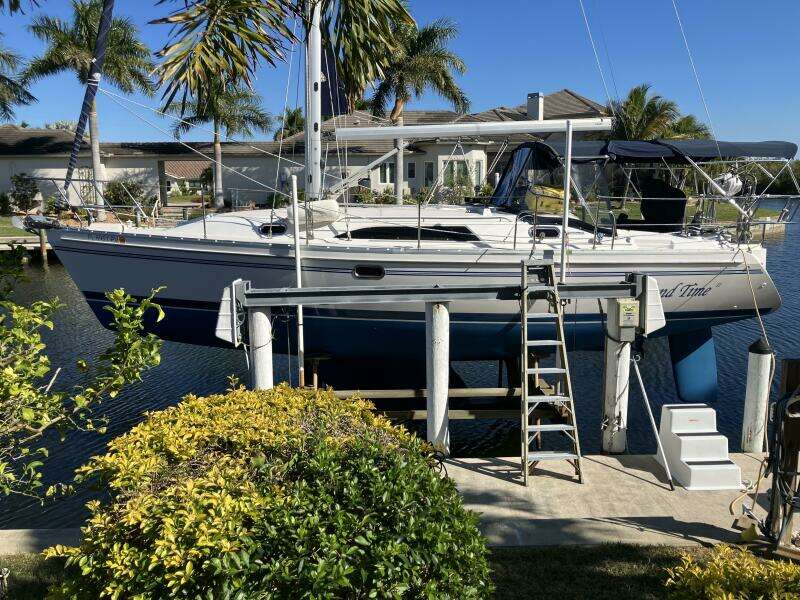 Island Time II 35ft Catalina Yacht For Sale