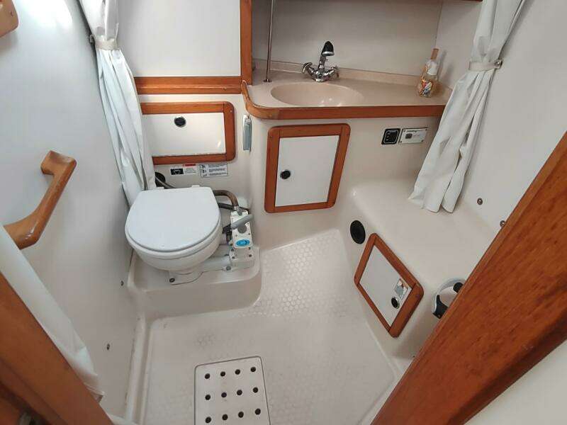 Wildfire 36ft Catalina Yacht For Sale