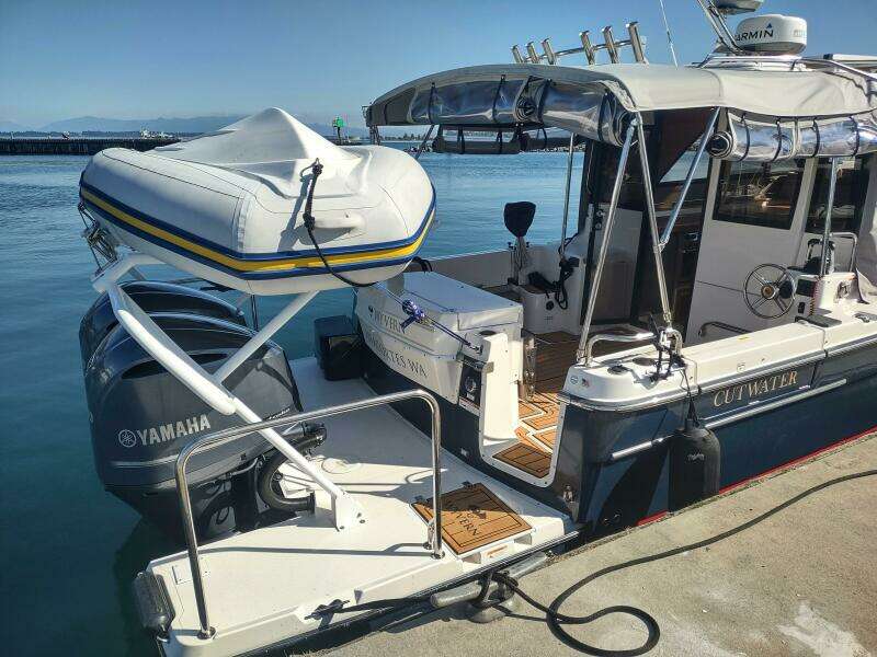 Wyvern 32ft Cutwater Yacht For Sale