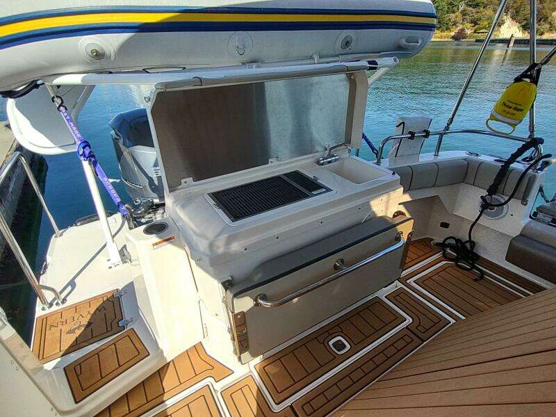 Wyvern 32ft Cutwater Yacht For Sale