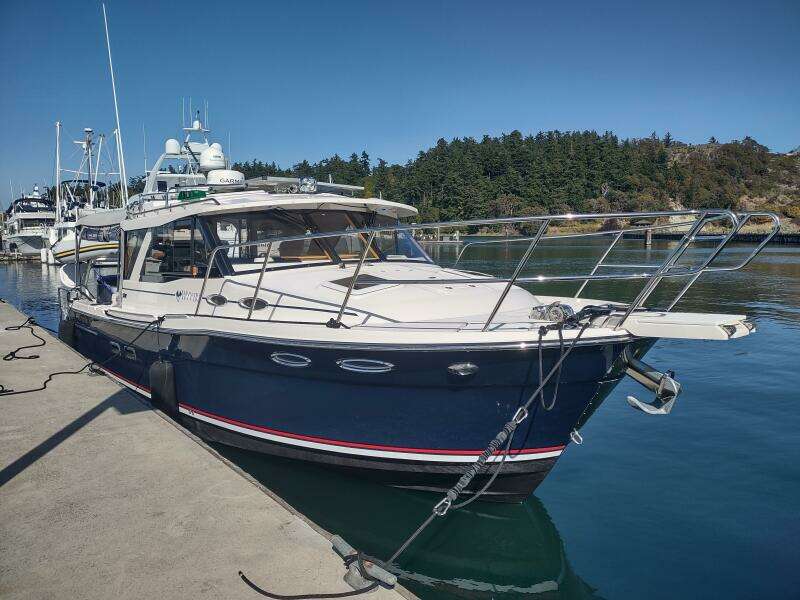 Wyvern 32ft Cutwater Yacht For Sale