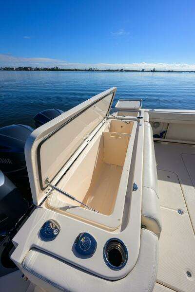 37ft Grady White Yacht For Sale