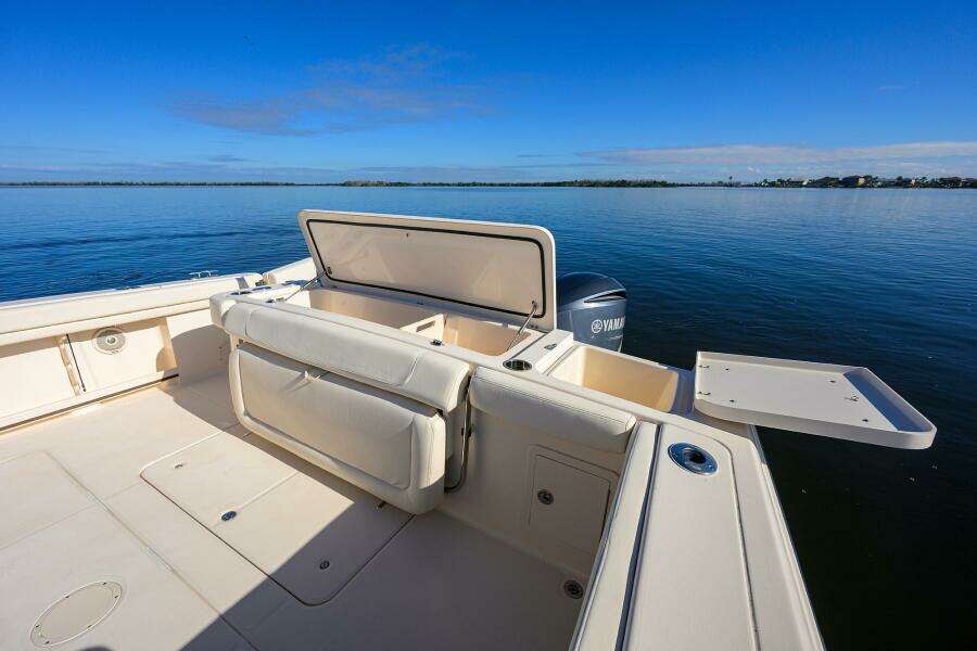 37ft Grady White Yacht For Sale