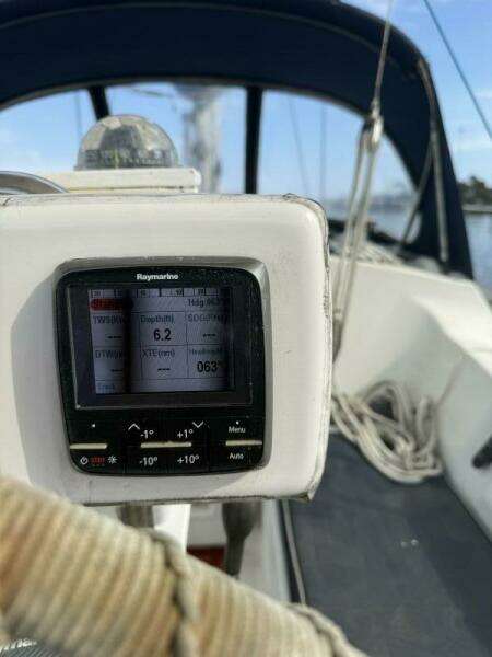 Zeiggy 35ft Beneteau Yacht For Sale