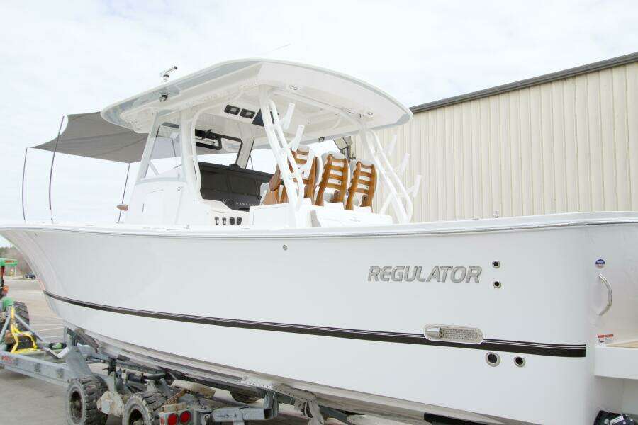 37ft Regulator Yacht For Sale