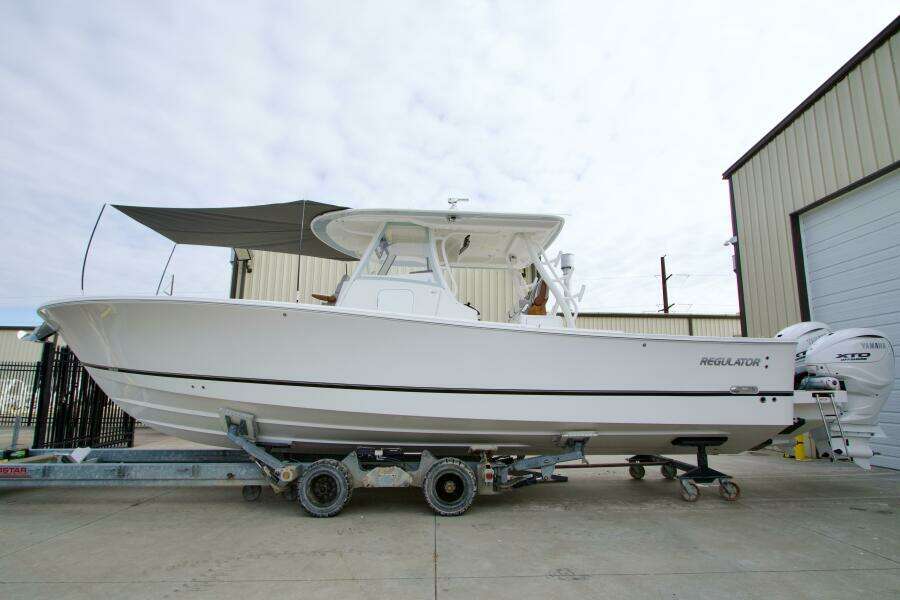 37ft Regulator Yacht For Sale