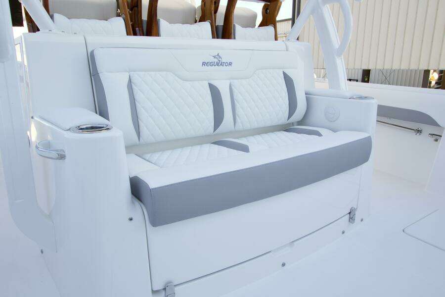 37ft Regulator Yacht For Sale