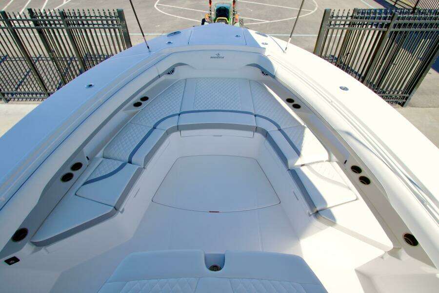 37ft Regulator Yacht For Sale