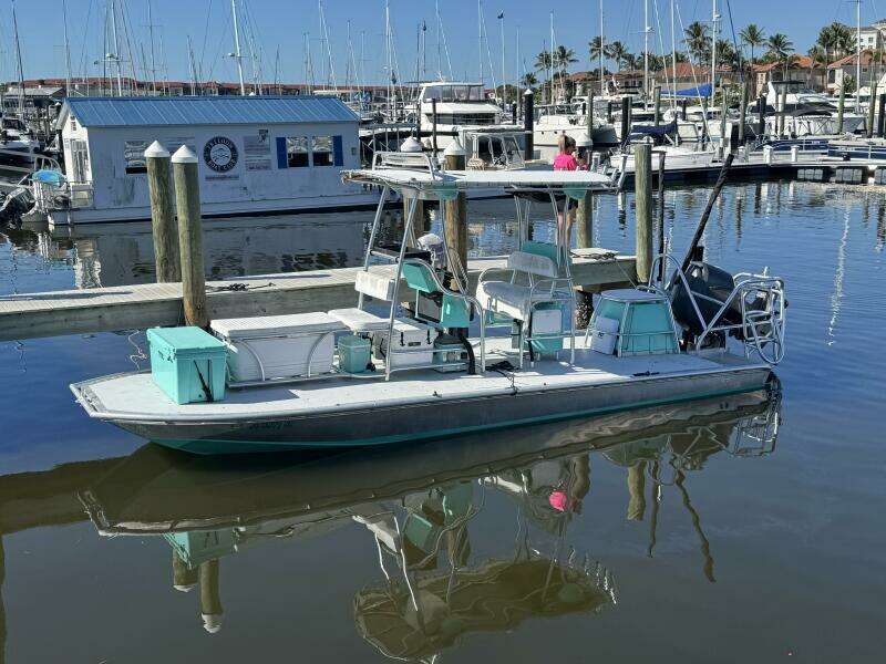 24ft Blue Fin Yacht For Sale