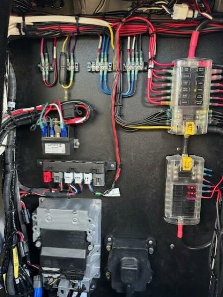 32' 2024 North River Endurance