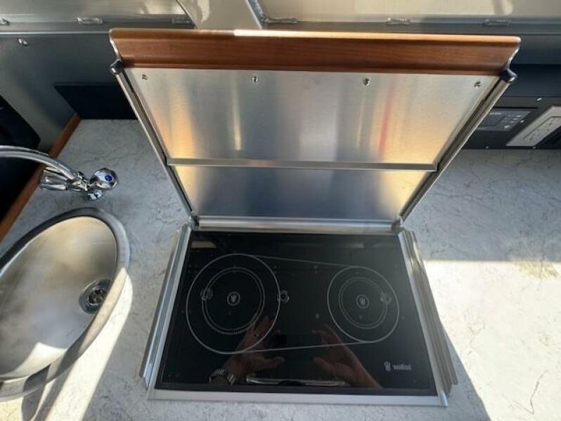 32' 2024 North River Endurance