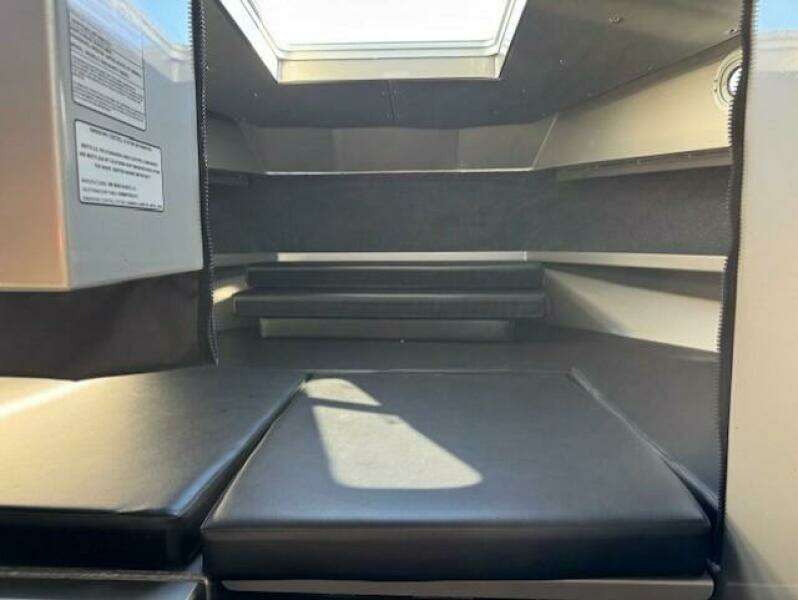 Beer can 32ft North River Yacht For Sale