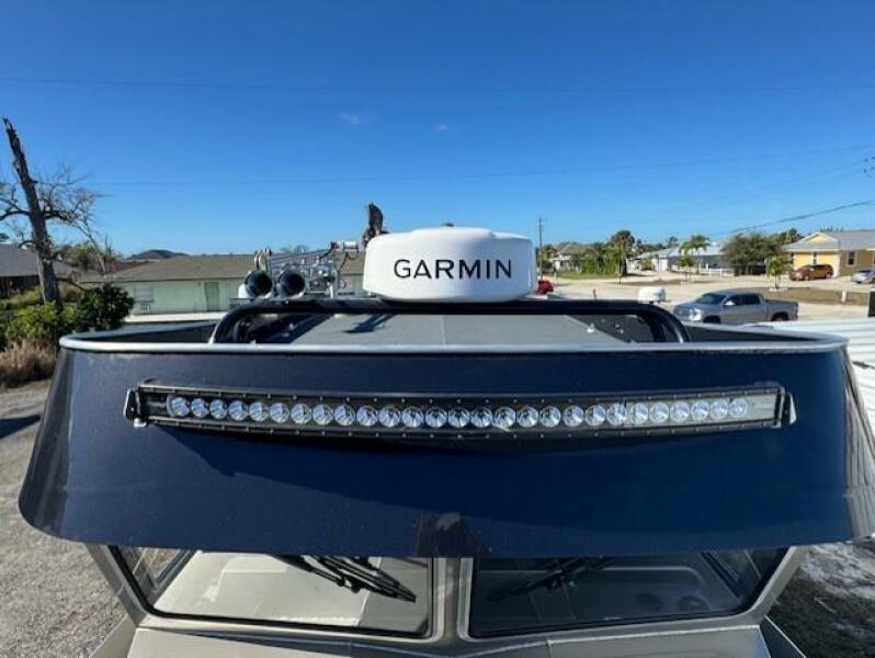 32' 2024 North River Endurance