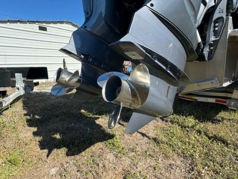 32' 2024 North River Endurance