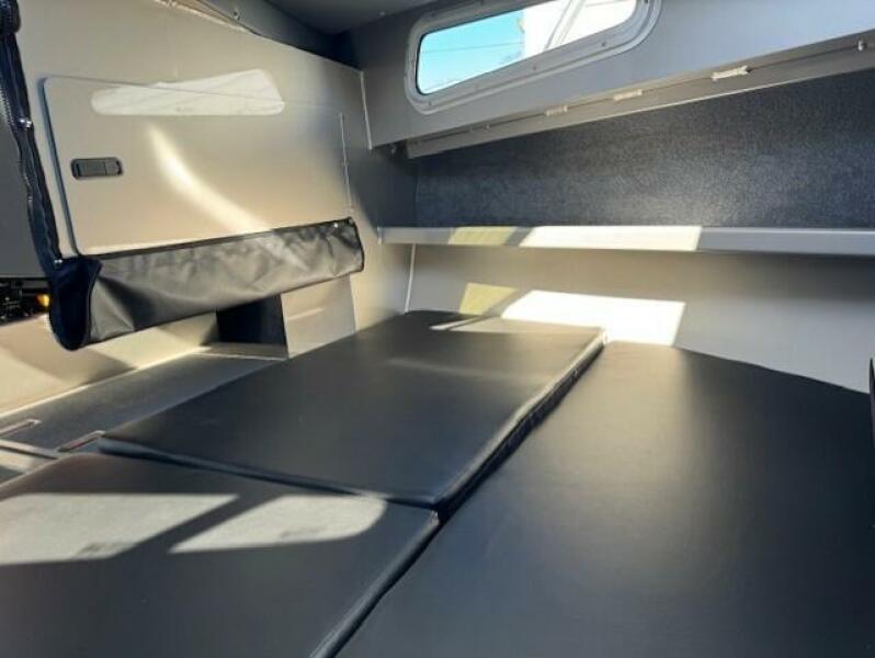 32' 2024 North River Endurance