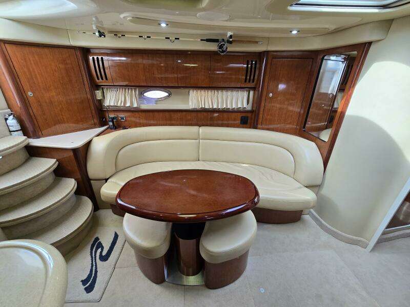 Low Profile 45ft Sea Ray Yacht For Sale
