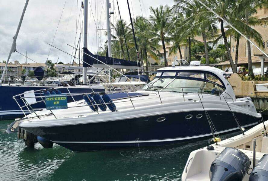 Low Profile 45ft Sea Ray Yacht For Sale