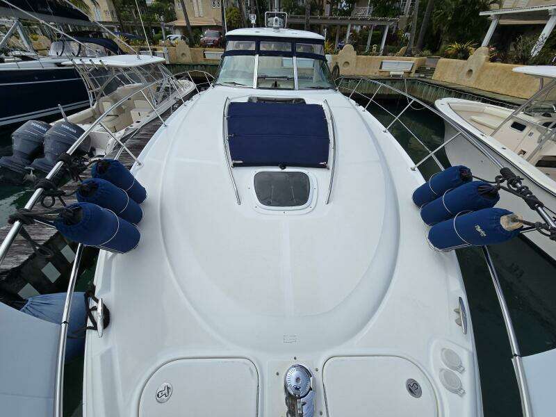 Low Profile 45ft Sea Ray Yacht For Sale