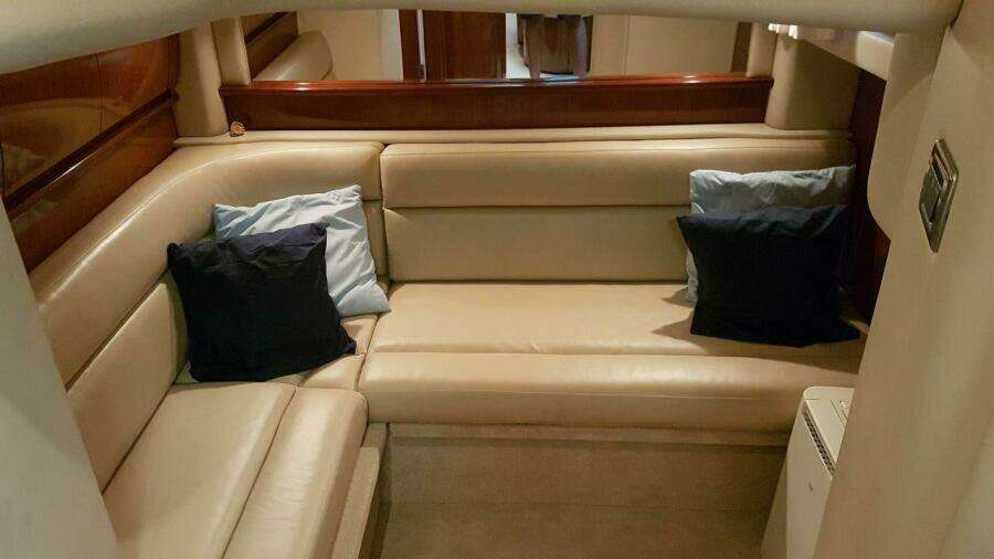 Low Profile 45ft Sea Ray Yacht For Sale