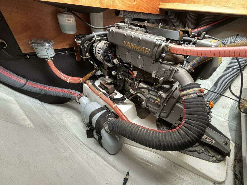 Pilgrim  45ft Lagoon Yacht For Sale