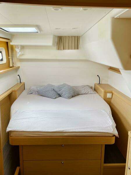 Pilgrim  45ft Lagoon Yacht For Sale