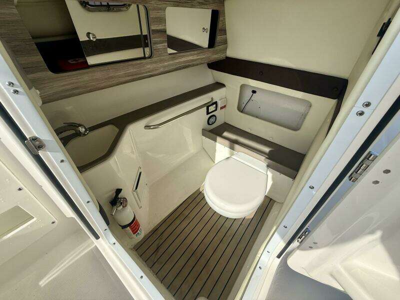 2018 Edgewater 248 CX