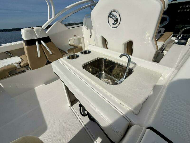 2018 Edgewater 248 CX