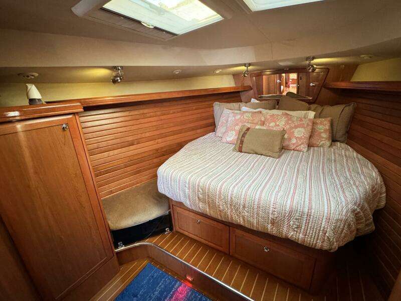 Peregrine  49ft Hunter Yacht For Sale