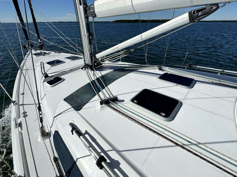 Peregrine  49ft Hunter Yacht For Sale