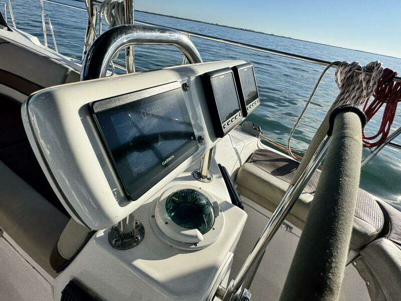 Peregrine  49ft Hunter Yacht For Sale