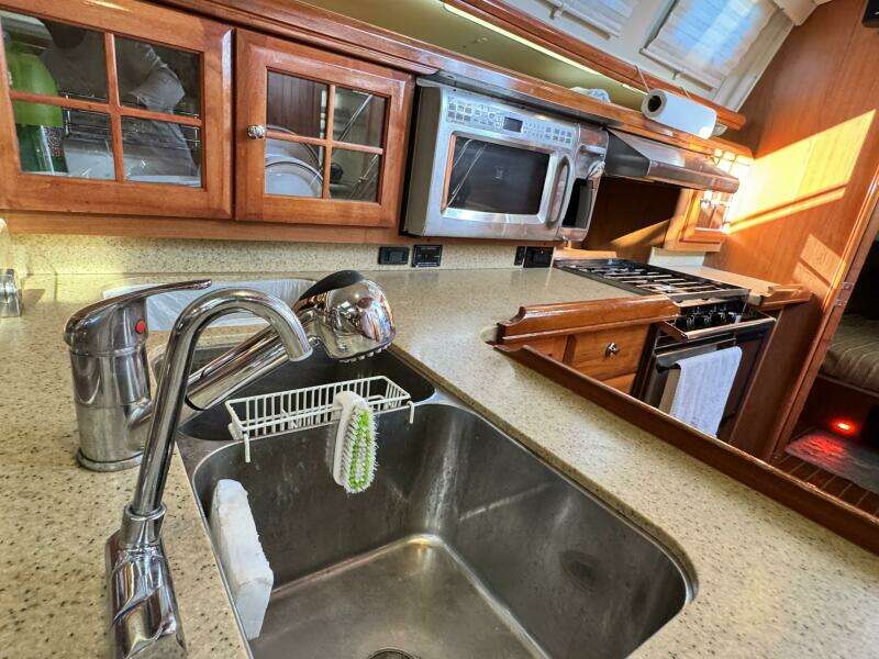 Peregrine  49ft Hunter Yacht For Sale