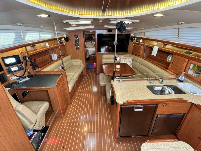 Peregrine  49ft Hunter Yacht For Sale