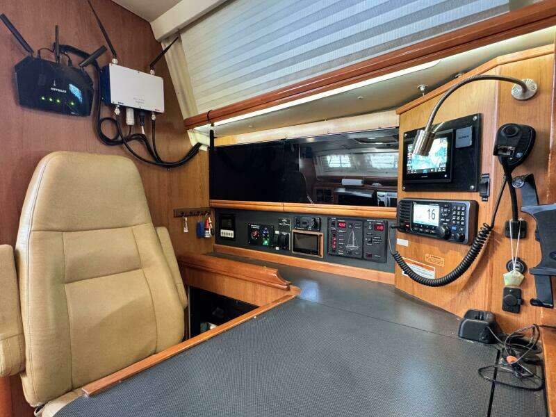 Peregrine  49ft Hunter Yacht For Sale