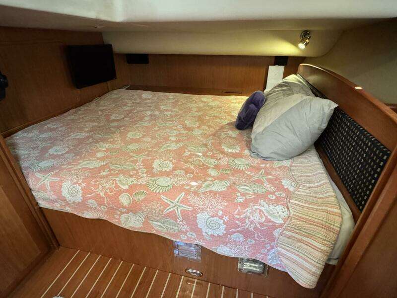 Peregrine  49ft Hunter Yacht For Sale