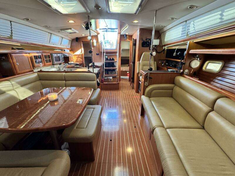 Peregrine  49ft Hunter Yacht For Sale