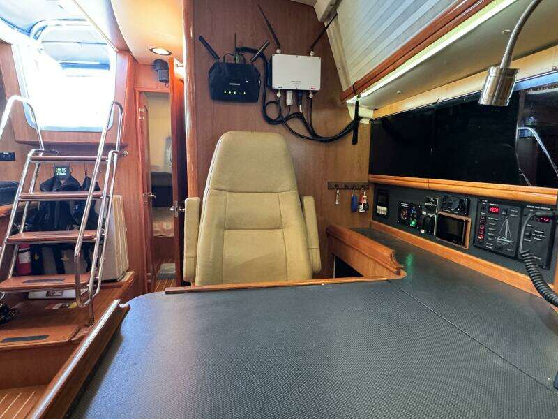 Peregrine  49ft Hunter Yacht For Sale