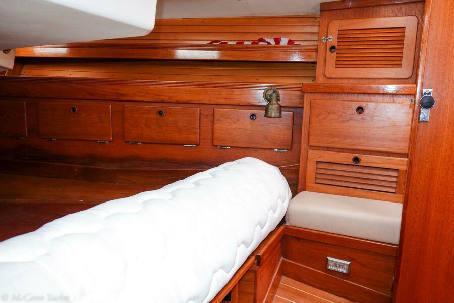 42' 1987 Sabre Sabre 42-CB