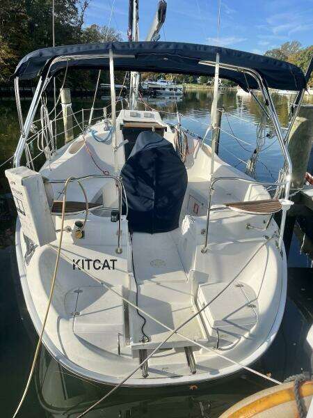 KITCAT 32ft Hunter Yacht For Sale