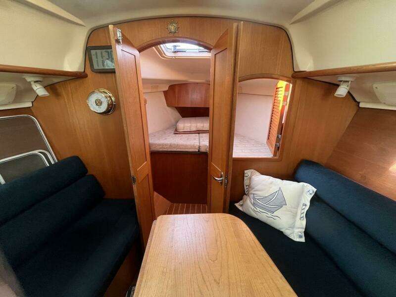 KITCAT 32ft Hunter Yacht For Sale
