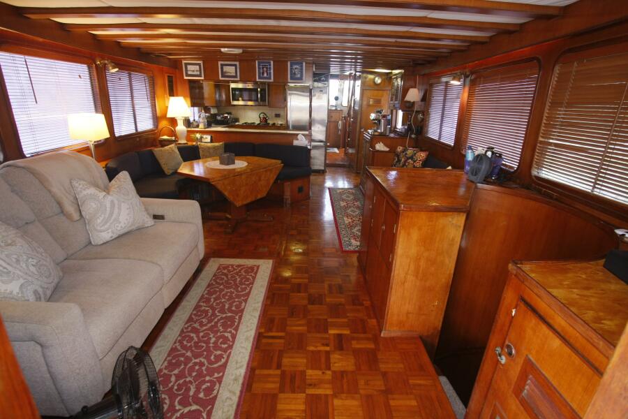 52' 1982 DeFever 52 Offshore Cruiser